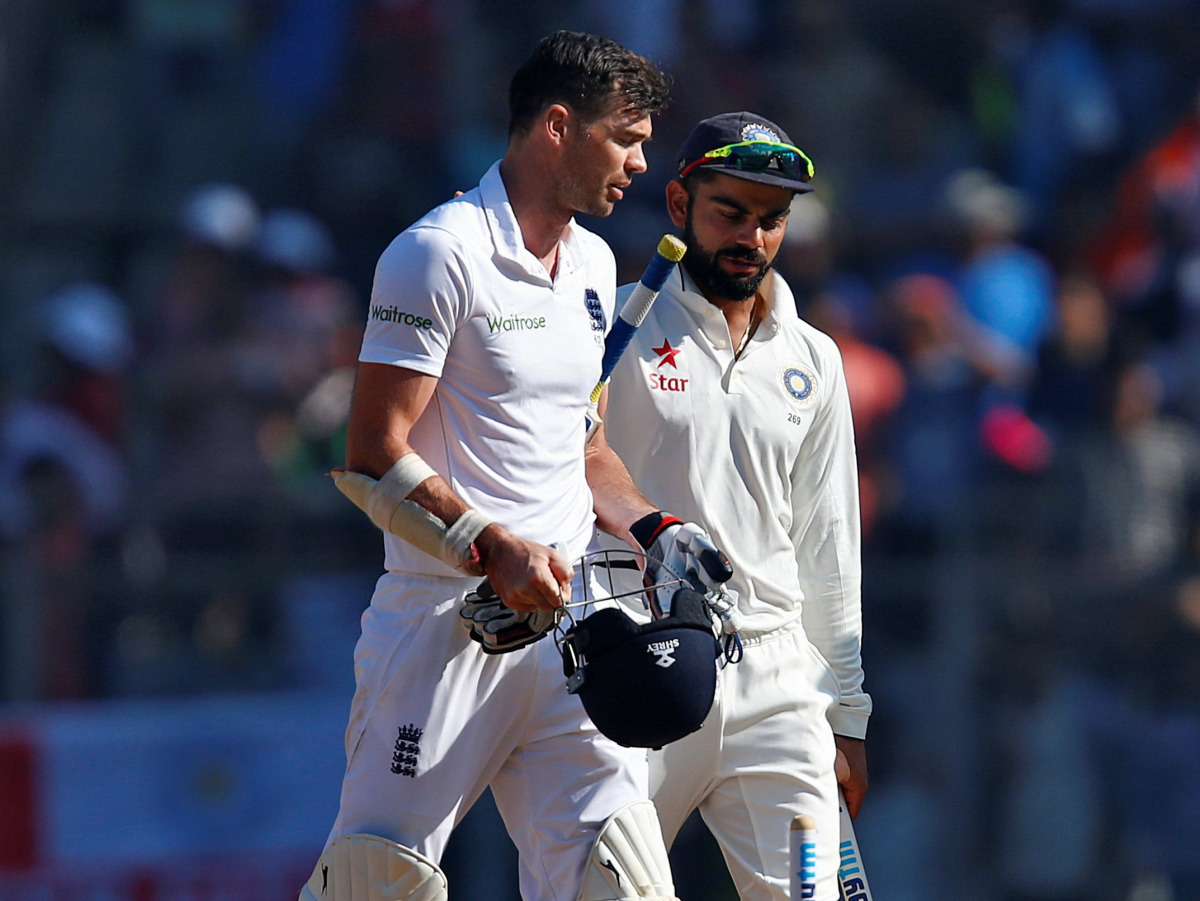  England's James Anderson with Virat Kohli. (REUTERS/Danish Siddiqui)