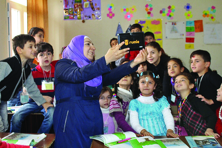 Participants at the ‘Learn Syria’, one of the five newly selected WISE Accelerator projects.