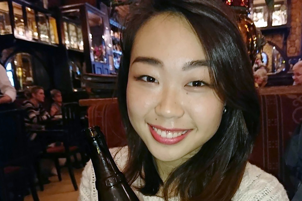 A picture obtained on January 4, 2017 via facebook and uploaded on November 4, 2016 on her page shows Narumi Kurosaki, 21, a Japanese student who went missing in the town of Besancon last month.  AFP / FACEBOOK 