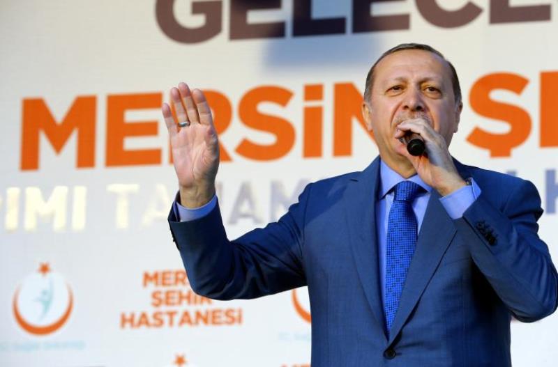 Turkish President Tayyip Erdogan addresses his supporters during an opening ceremony in Mersin, Turkey, February 3, 2017. Kayhan Ozer/Presidential Palace/Handout via REUTERS
