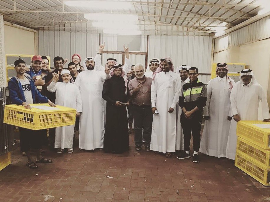 A group of hobbyists with their pigeons. twitter/@youthobbies