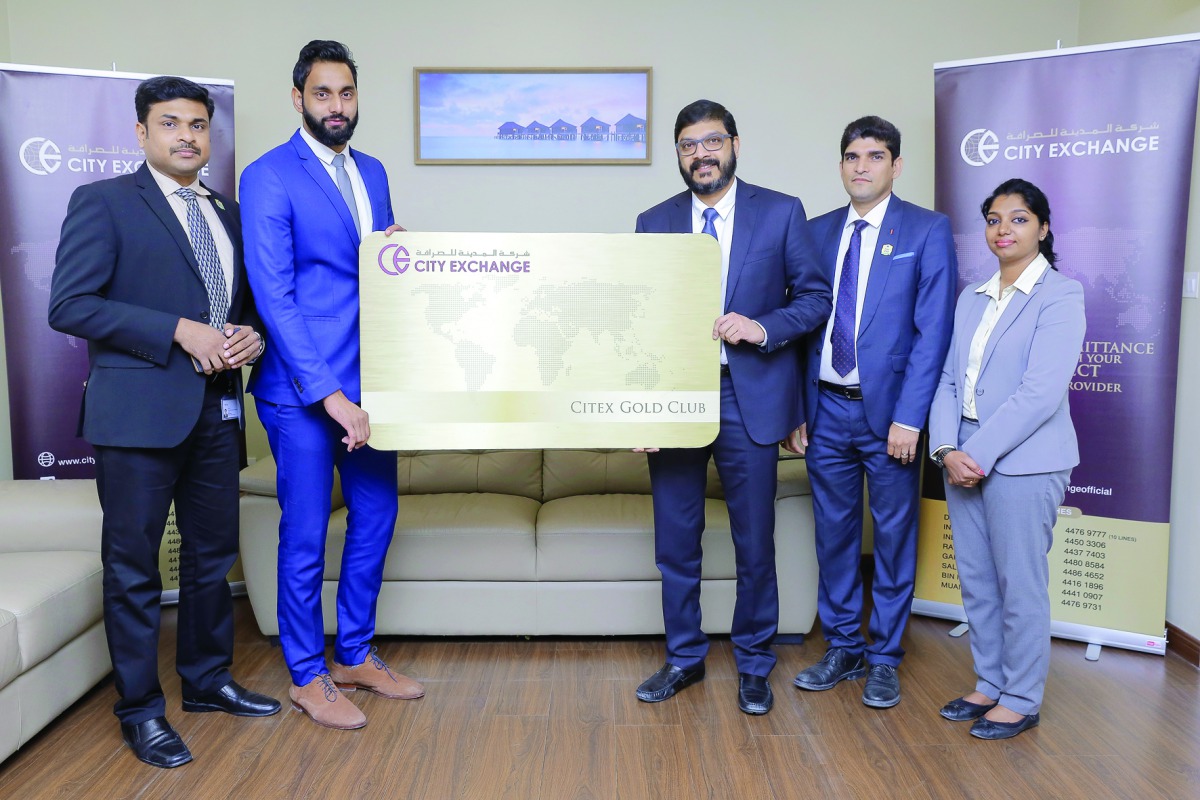 Officials of City Exchange and Aster Medical Centre at the launch of privilege card.
