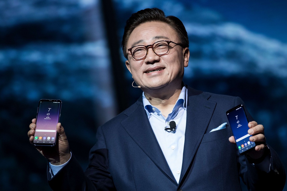  DJ Koh, president of mobile communications business at Samsung, introduces the new Samsung Galaxy S8 during a launch event, March 29, 2017 in New York City. Following the recall and discontinuation of the Samsung Galaxy Note 7, the Galaxy S8 is the new f