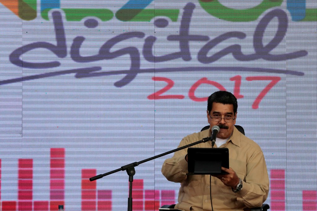 Venezuela's President Nicolas Maduro speaks during a meeting with supporters in Caracas, Venezuela March 31, 2017. Miraflores Palace