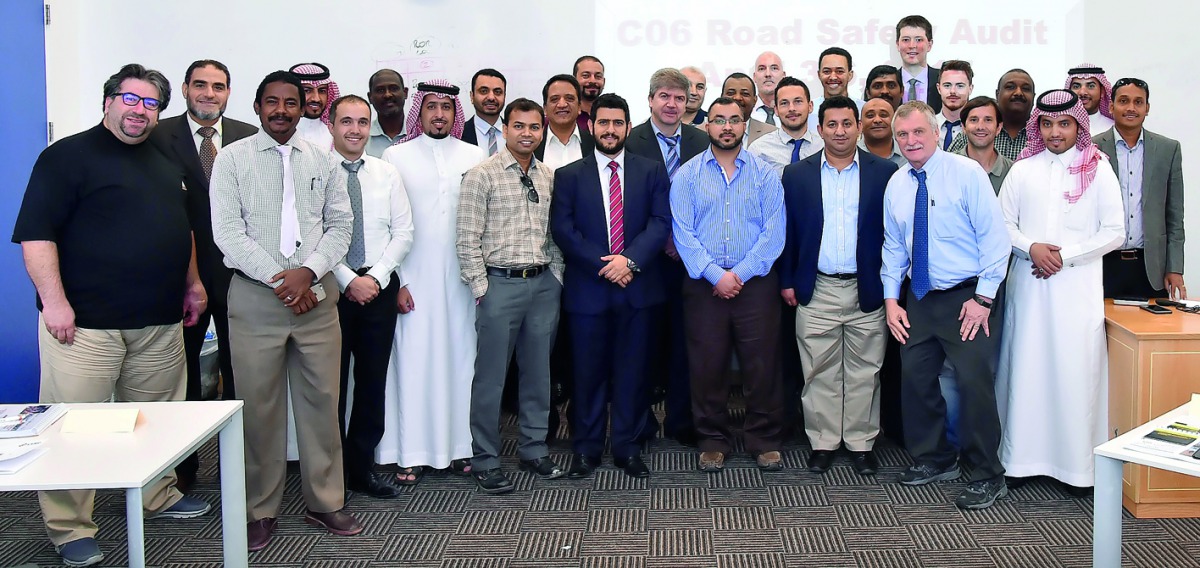 Participants at the workshop on Road Safety Audit.