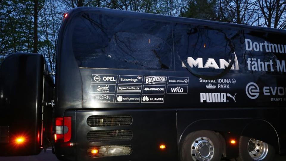 The Borussia Dortmund team bus is seen after an explosion near their hotel before their game against AS Monaco at Signal Iduna Park, Dortmund, Germany April 11, 2017 (Reuters / Kai Pfaffenbach)