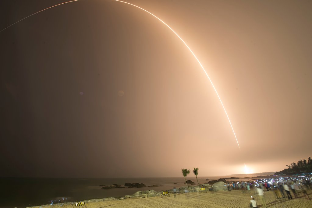 Long March-7 rocket carrying Tianzhou-1 cargo spacecraft lifts off from the launching pad in Wenchang, Hainan province, China, April 20, 2017. Picture taken April 20, 2017. Image taken with long exposure. China Daily/via Reuters