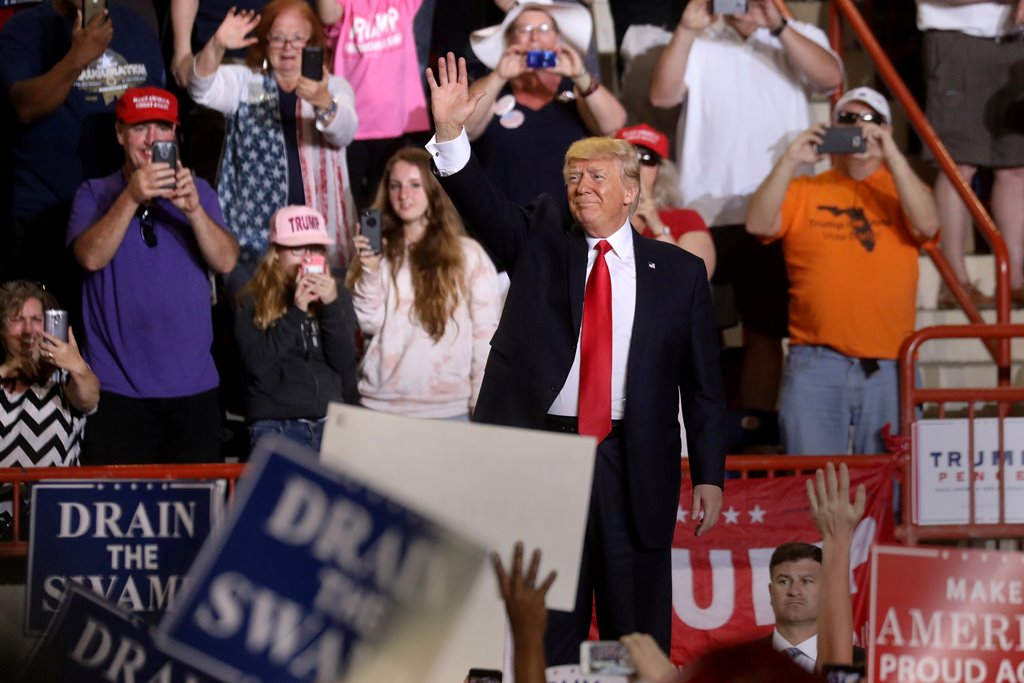 US President Donald Trump appears on stage at a rally in Harrisburg, Pennsylvania, US April 29, 2017. REUTERS/Carlo Allegri
