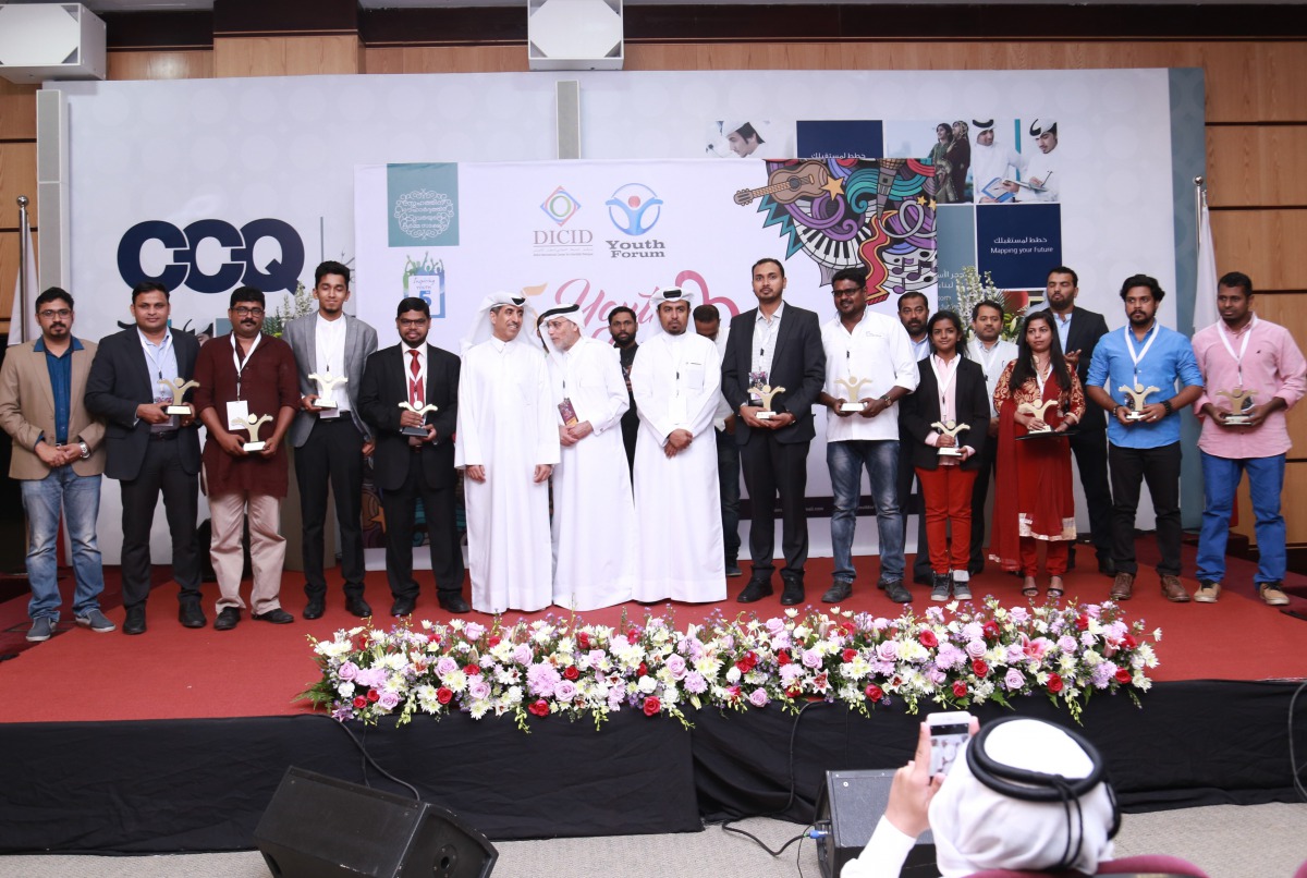 Officials with award winners.