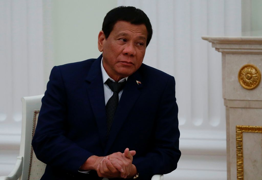 Philippine President Rodrigo Duterte attends a meeting with Russian President at the Kremlin in Moscow late on May 23, 2017. / AFP / POOL / MAXIM SHEMETOV
