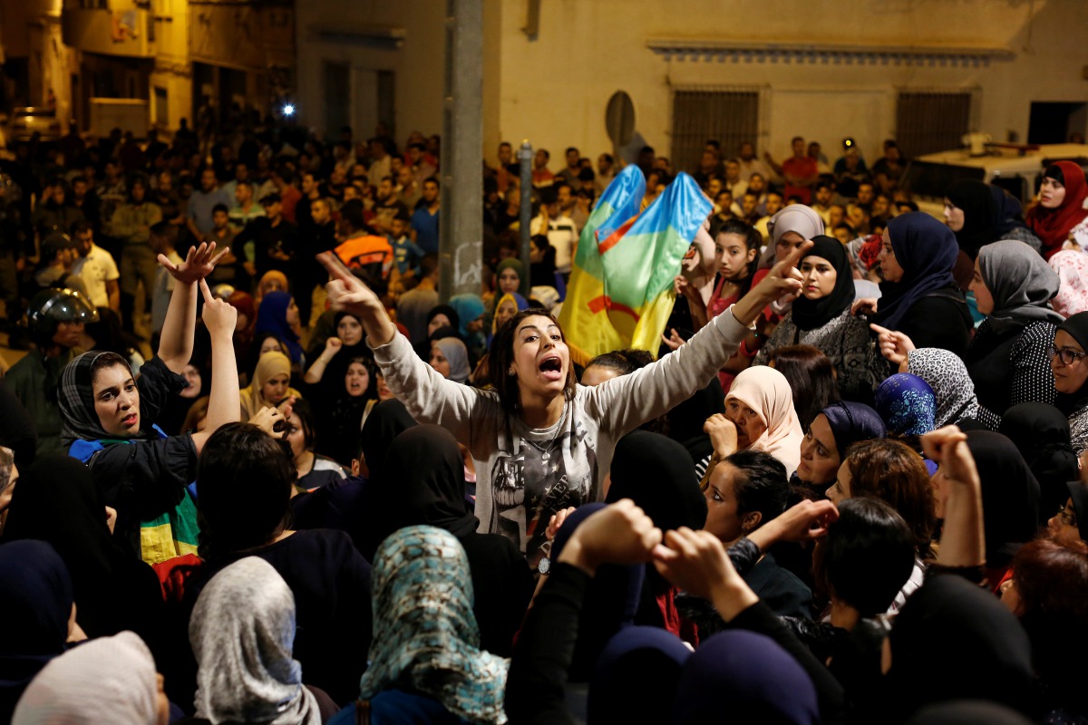 Women shout during a protest against official abuses and corruption in the town of Al-Hoceima, Morocco June 3, 2017. Reuters/Youssef Boudlal
