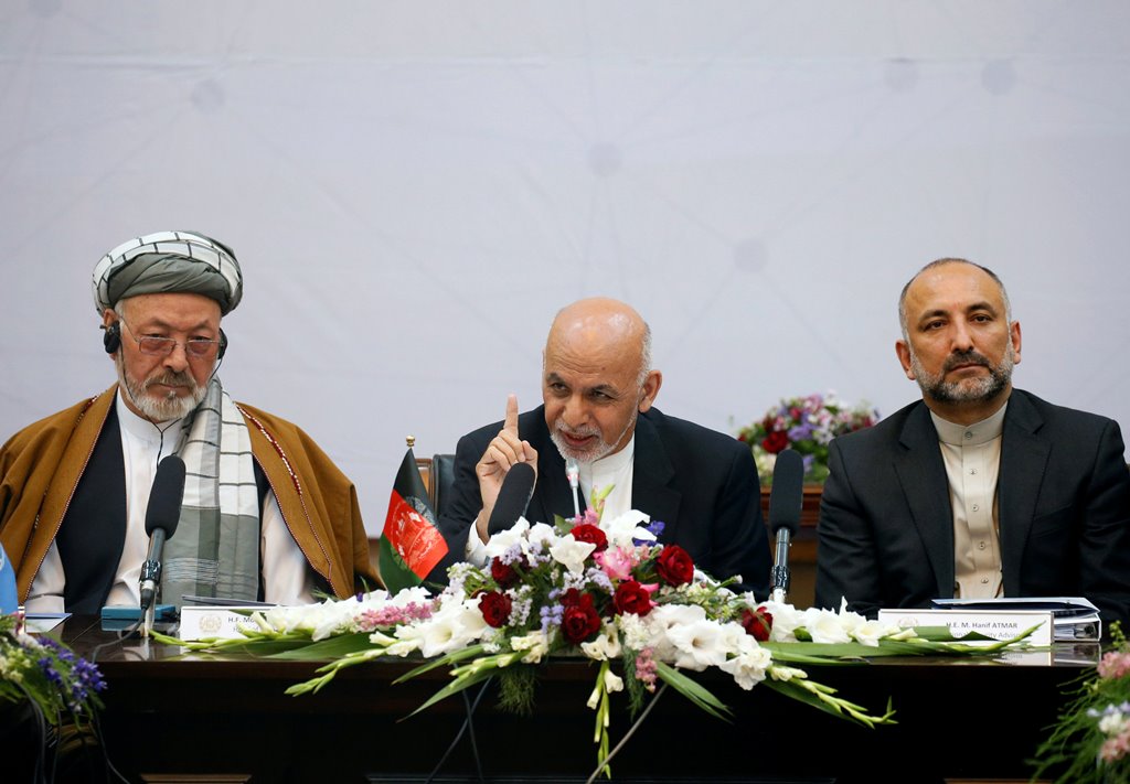 Afghan president Ashraf Ghani (C) attends a peace and security cooperation conference in Kabul, Afghanistan June 6, 2017. REUTERS/Omar Sobhani
