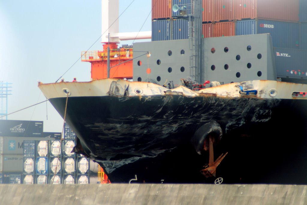 ACX Crystal, the Philippine-flagged merchant vessel that was damaged after colliding with the Arleigh Burke-class guided-missile destroyer USS Fitzgerald, is seen at a port in Yokohama, Japan in this photo taken by Kyodo on June 19, 2017. Mandatory credit