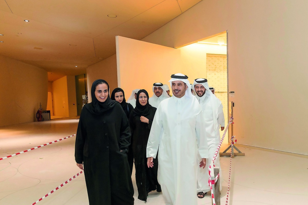 Prime Minister and Interior Minister H E Sheikh Abdullah bin Nasser bin Khalifa Al Thani at the National Museum of Qatar with Qatar Museums Chairperson H E Sheikha Al Mayassa bint Hamad Al Thani and a number of senior officials. 