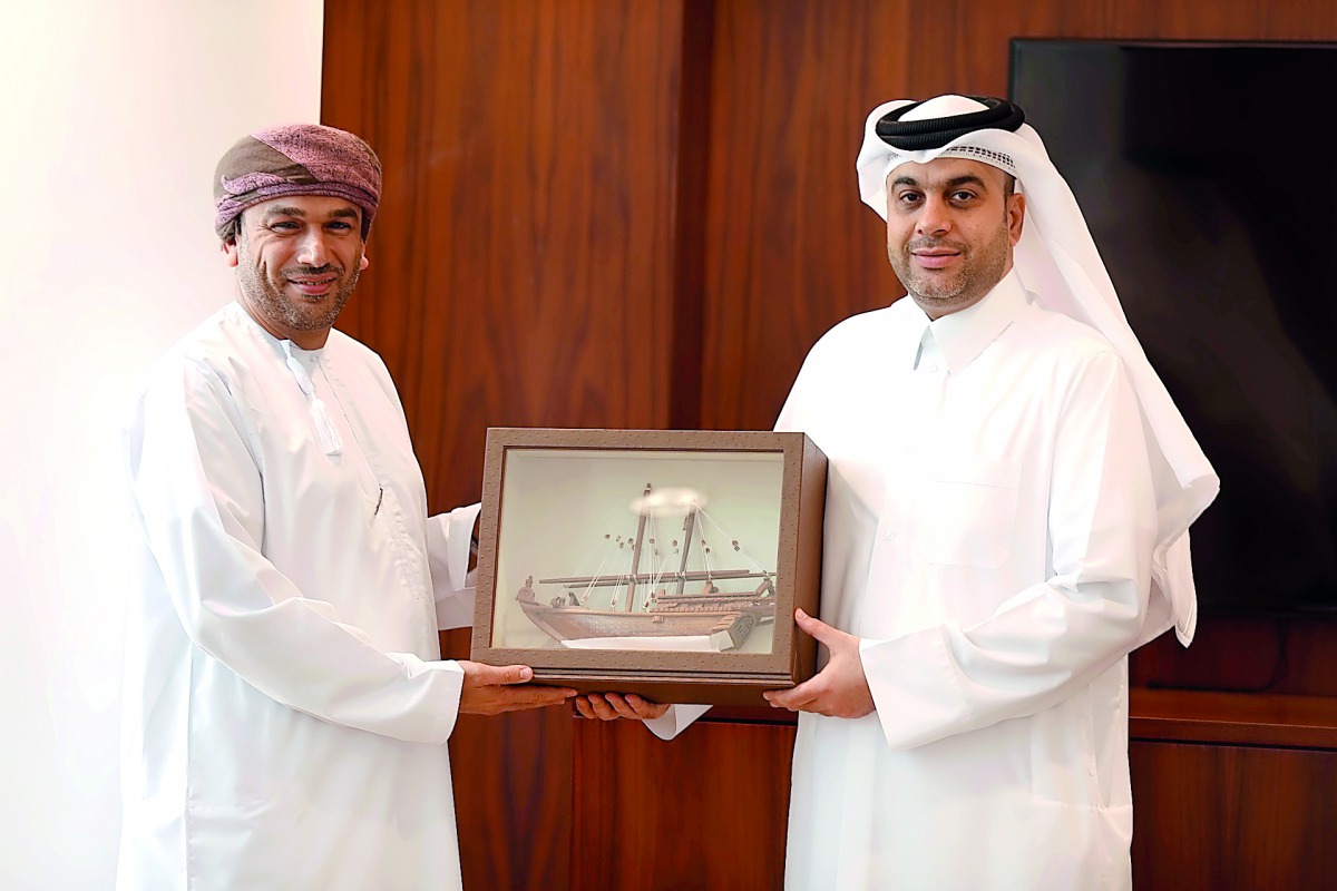 A member of the Omani delegation being honoured. 