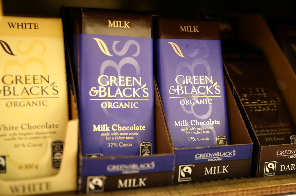 Green and Black's chocolate bars are displayed for sale in a store in London, Britain August 24, 2017. Reuters/Neil Hall