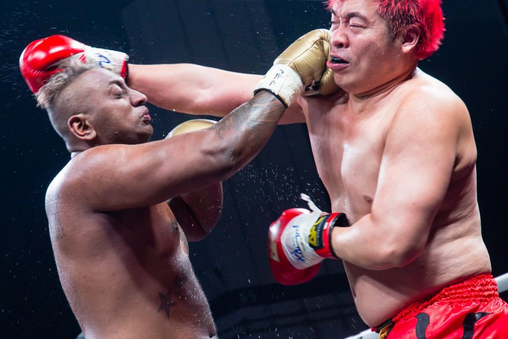 World Bodybuilding and Physique Sports Federation president Pradip Subramanian (left), 32, was rushed to the Singapore General Hospital after his fight with YouTube personality Steven Lim on Sept 23, 2017. Photo: Asia Fighting Championship
