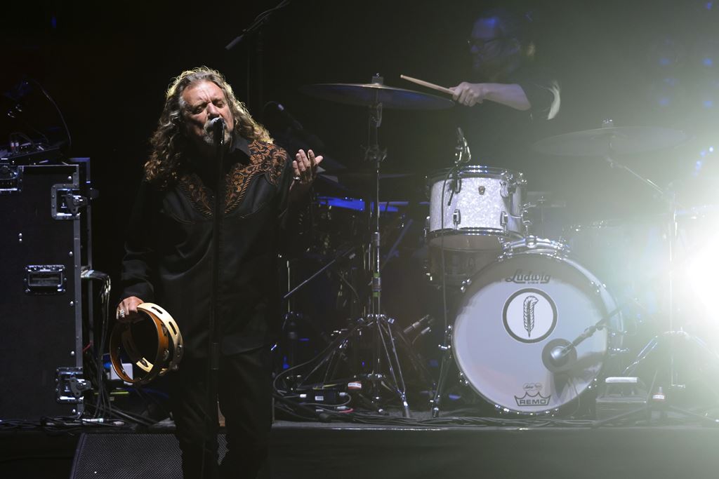 (FILES): This file photo taken on July 25, 2015 shows British singer Robert Plant performing during the 40th Paleo Festival in Nyon, the biggest open-air festival in Switzerland and one of Europe's major musical events. AFP / FABRICE COFFRINI
