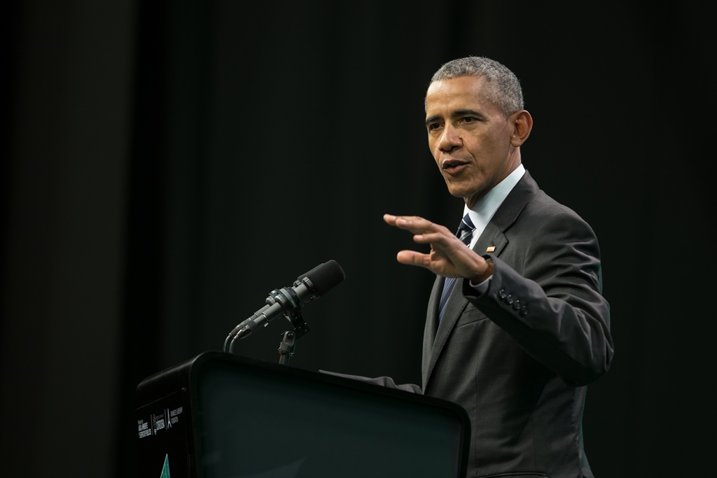 (FILES) This file photo taken on October 6, 2017 shows Former United States' President Barack Obama, delivering a speech during the Green Economy Summit 2017 in Cordoba province some 740 kilometres Northwestern Buenos Aires. AFP / Pablo GASPARINI