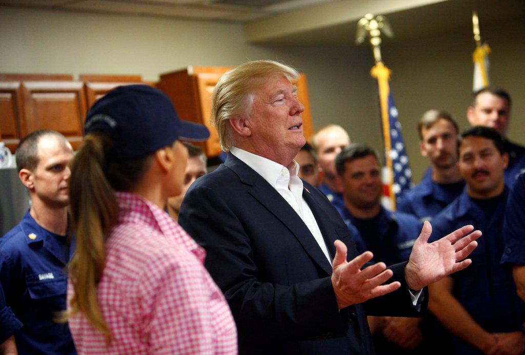 U.S. President Donald Trump and First Lady Melania Trump visit U.S. Coast Guard Station Lake Worth Inlet in Riviera Beach, Florida, U.S., November 23, 2017. REUTERS/Eric Thayer