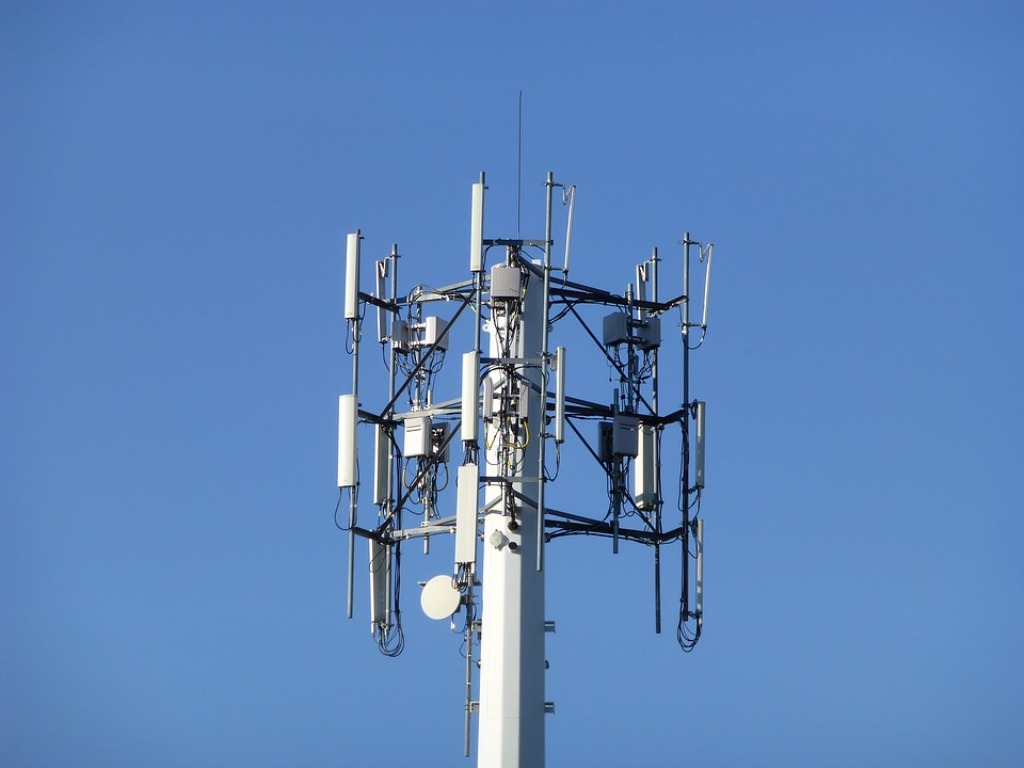 Image of a cellular tower used for representation purposes only.
