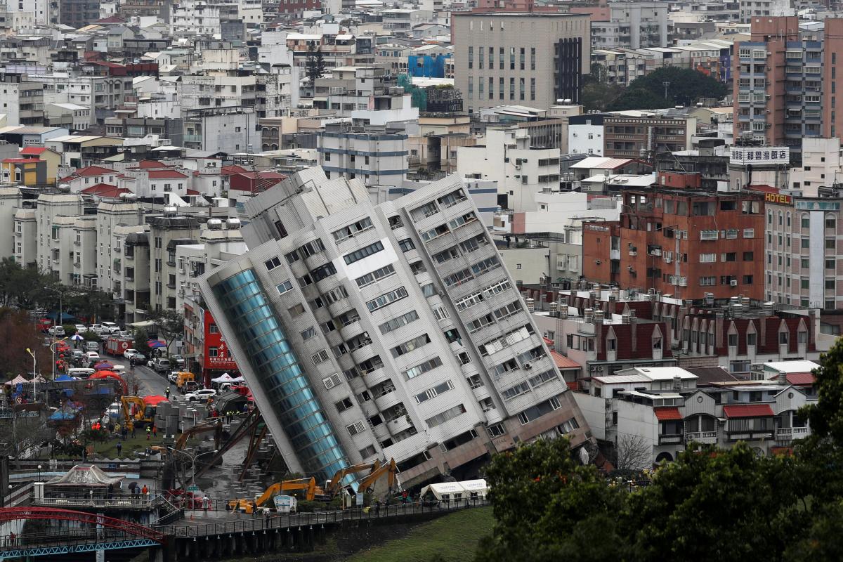 File picture of a damaged building after an earthquake hit Hualien, Taiwan February 8, 2018. REUTERS/Tyrone Siu
