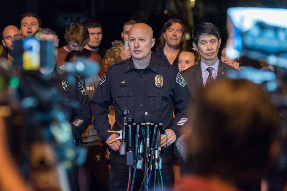 Austin police assistant chief Ely Reyes speaks to press near the site of an explosion in Austin, United States on March 20, 2018. ( Marshall Foster - Anadolu Agency )