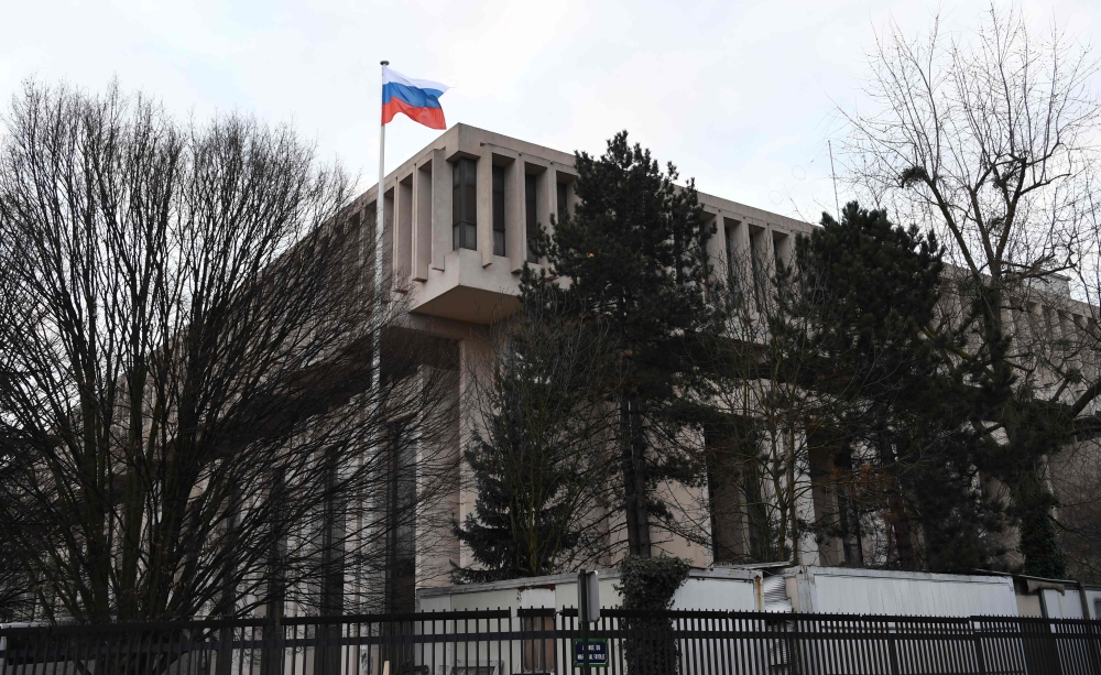 (FILES) This file photo taken on February 14, 2017 shows a general view of the embassy of the Russian Federation in Paris.  AFP / ALAIN JOCARD
