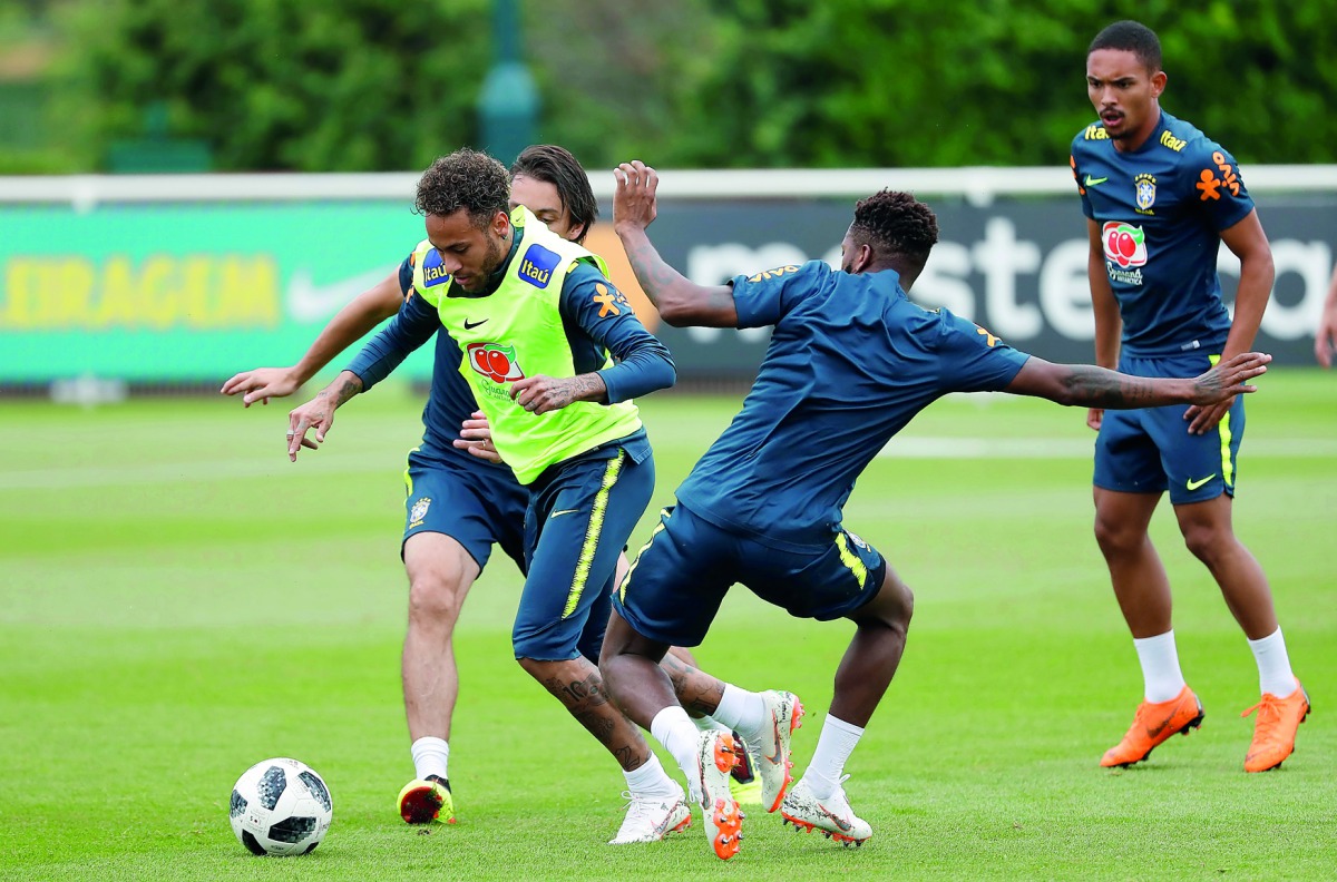  Brazil's Neymar and Fred during training Action Images via Reuters/Matthew Childs 
