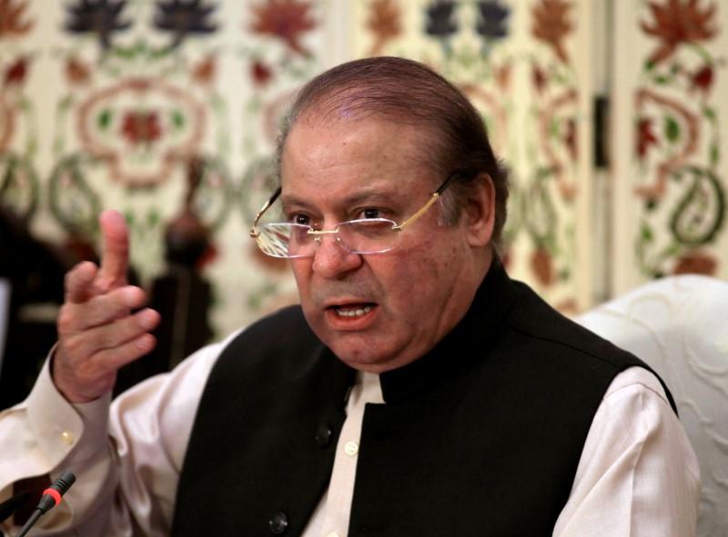 Pakistan's former prime minister Nawaz Sharif speaks during a news conference in Islamabad, Pakistan September 26, 2017. REUTERS/Faisal Mahmood
