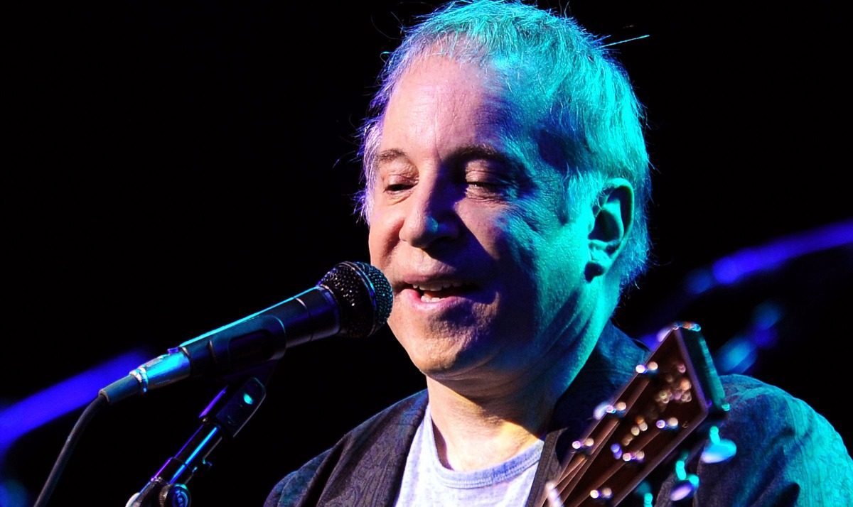 This July 14, 2011 photo shows US singer Paul Simon performing during the 45th Montreux Jazz Festival ( AFP / Fabrice Coffrini) 