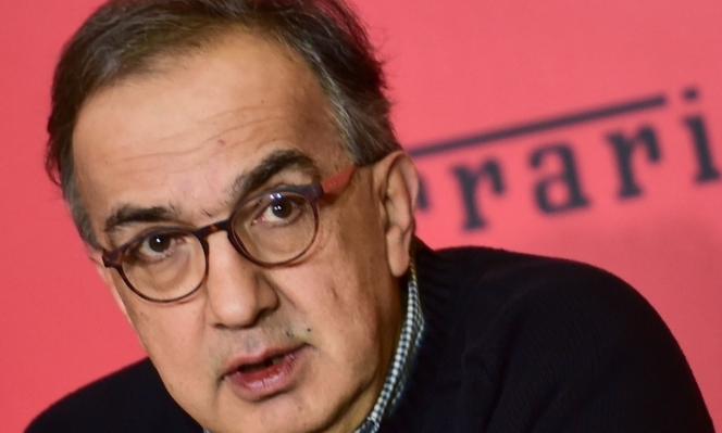 Sergio Marchionne gives a speech during the ceremony to launch the sale of shares in Ferrari at the stock exchange in Milan, January 04, 2016. (AFP / Giuseppe Cacace)