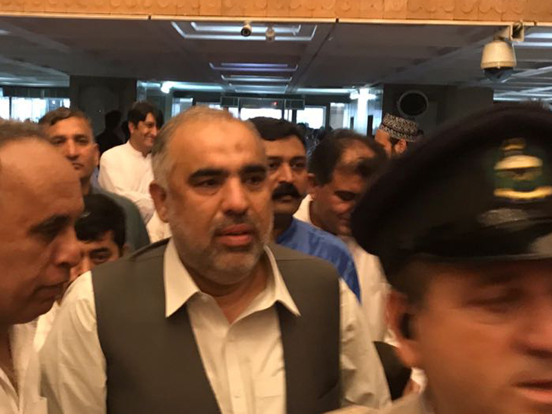 Asad Qaiser arriving at the assembly (Pic: Twitter)