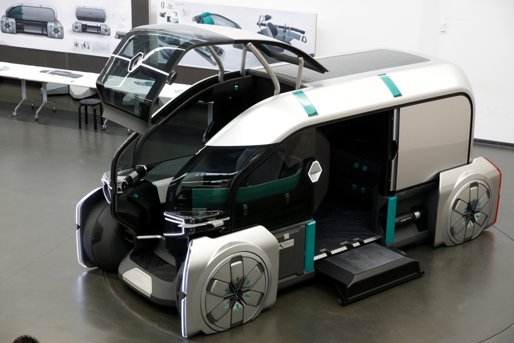 Renault presents its EZ-PRO concept vehicle at a media preview at Renault's R&D centre in Guyancourt, France, September 13, 2018, ahead of its presentation of the electric self-driving van for urban environments at the Hanover truck show. (REUTERS/Philipp
