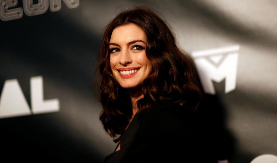 Anne Hathaway poses at the premiere of the movie 