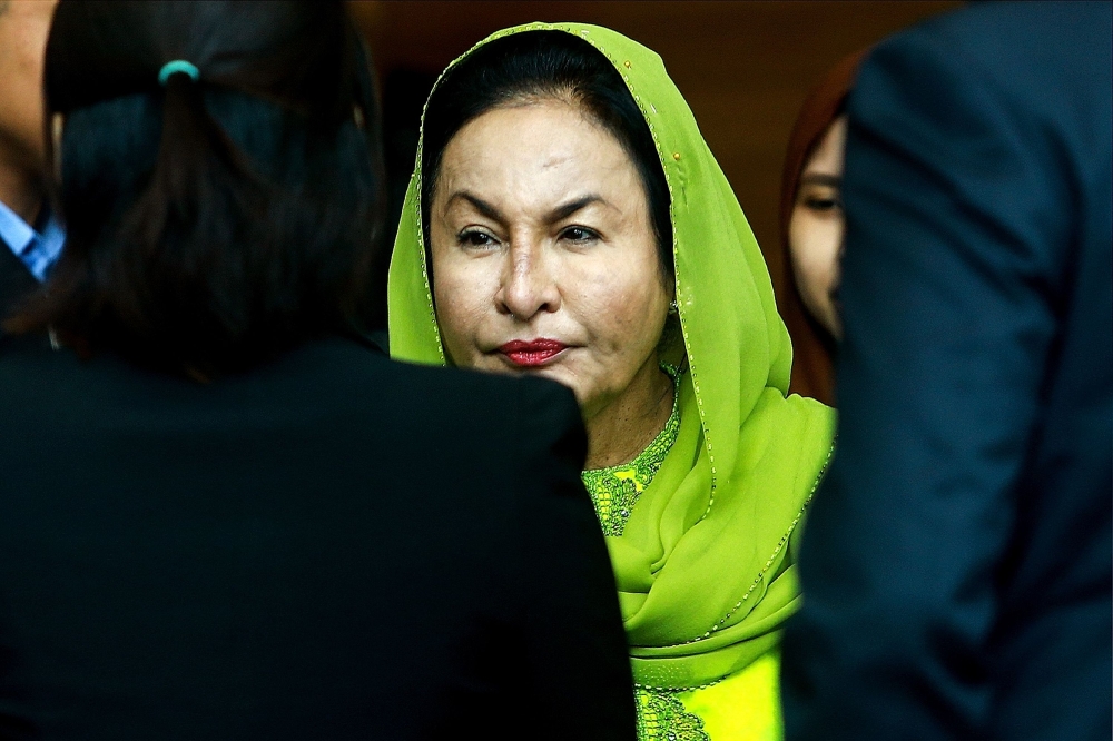 Rosmah Mansor, wife of former Malaysian prime minister Najib Razak, arrives at the Malaysian Anti-Corruption Commission (MACC) in Putrajaya on October 3, 2018. / AFP / Sadiq ASYRAF 