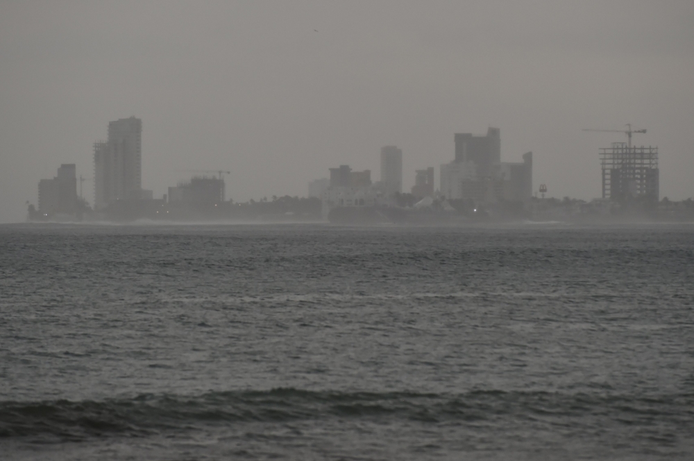 View from the Mazatlan port as the Hurricane Willa arrives to Mazatlan, in Sinaloa state, Mexico, on October 23, 2018.  AFP / ALFREDO ESTRELLA
