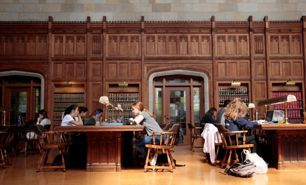 Students study in the law library at the University of Michigan in Ann Arbor, Michigan, U.S., September 20, 2018. REUTERS/Rebecca Cook/Files
