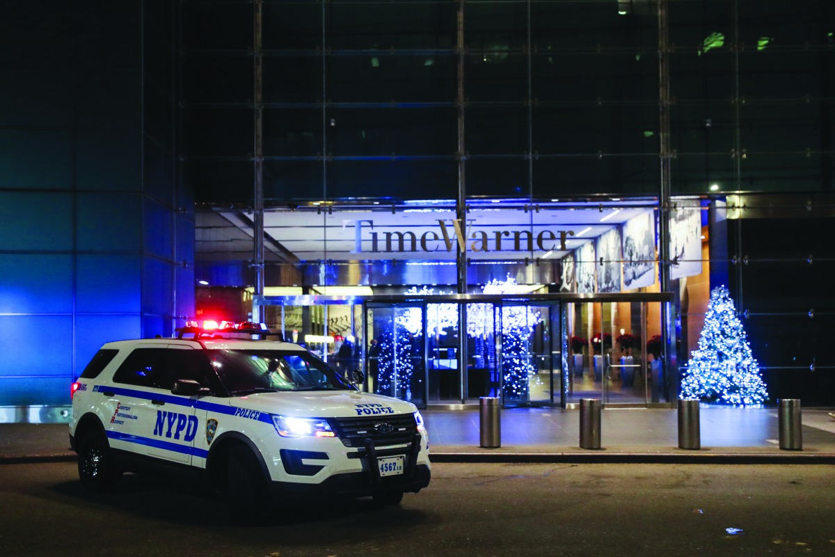 A New York Police Department car is parked outside the Time Warner Center building, where CNN's offices are, after it was evacuated by police following a bomb threat in New York, United States on December 07, 2018. (At?lgan Özdil/Anadolu Agency)

