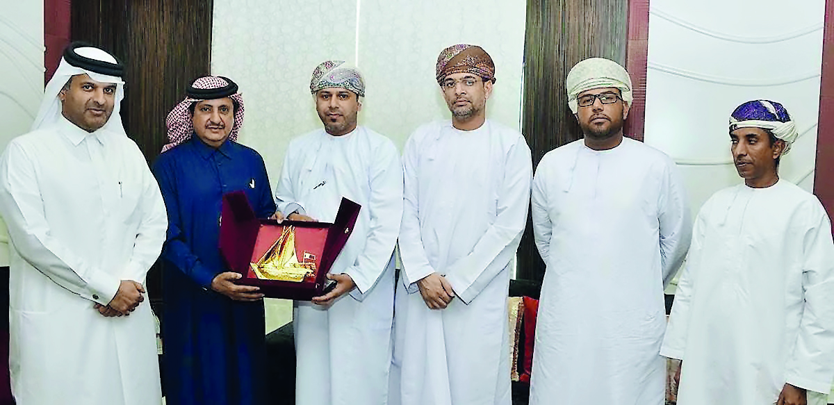 Qatar Chamber Chairman Sheikh Khalifa bin Jassim Al Thani (second left) and Qatar Chamber officials with the visiting Omani delegation