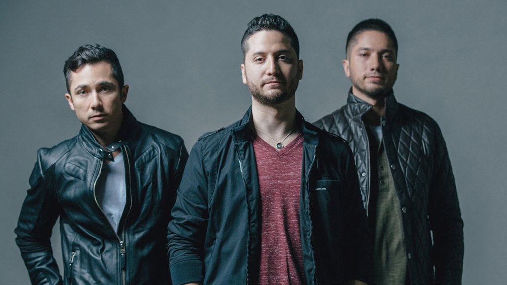 Boyce Avenue.