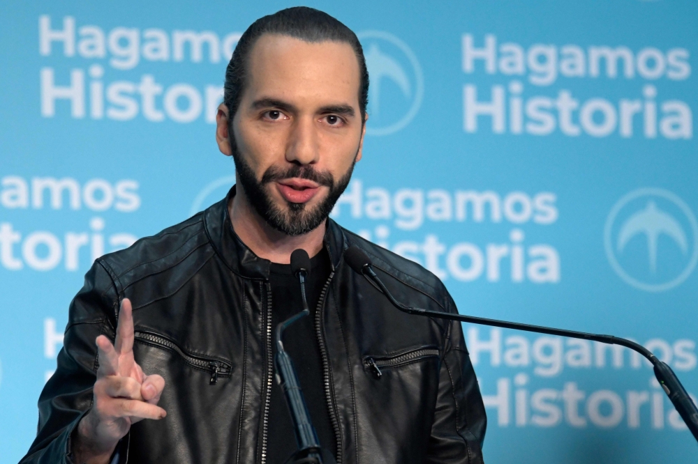 El Salvador presidential candidate Nayib Bukele of the Great National Alliance (GANA) speaks to the media after declaring victory in the presidential election in San Salvador on February 3, 2019. AFP / MARVIN RECINOS