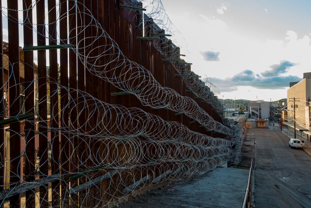 New strands of concertina welded by US Army engineers to the fence that separates the US and Mexico are shown in downtown Nogales, Arizona, February 4, 2019. Reuters/Paul Ingram