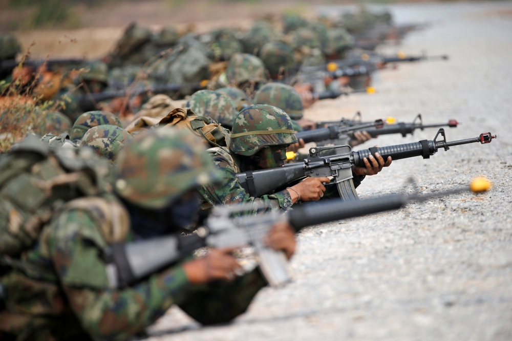 Soldiers take part in the Amphibious Assault Demonstration during the Cobra Gold multilateral military exercise on Hat Yao Beach, Sattahip District, Chonburi Province, Thailand, February 16, 2019. REUTERS/Soe Zeya Tun