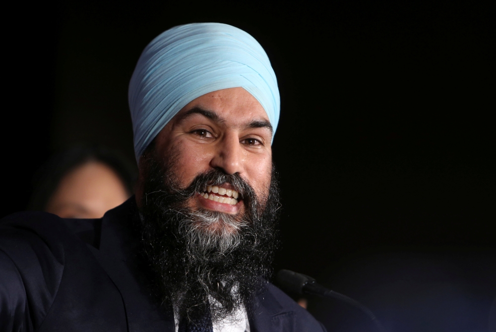 The leader of the New Democratic Party (NDP) Jagmeet Singh speaks with supporters at the Burnaby South by-election in Burnaby, British Columbia, Canada, February 25, 2019. REUTERS/Ben Nelms