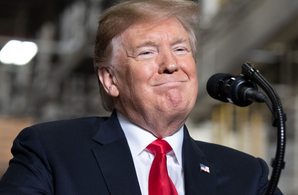 US President Donald Trump speaks after touring the Lima Army Tank Plant at Joint Systems Manufacturing in Lima, Ohio, March 20, 2019. / AFP / SAUL LOEB