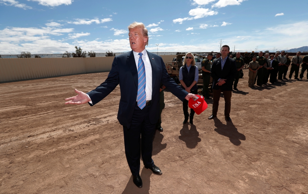 U.S. President Donald Trump visits the US-Mexico border in Calexico California, U.S., April 5, 2019. REUTERS/Kevin Lamarque