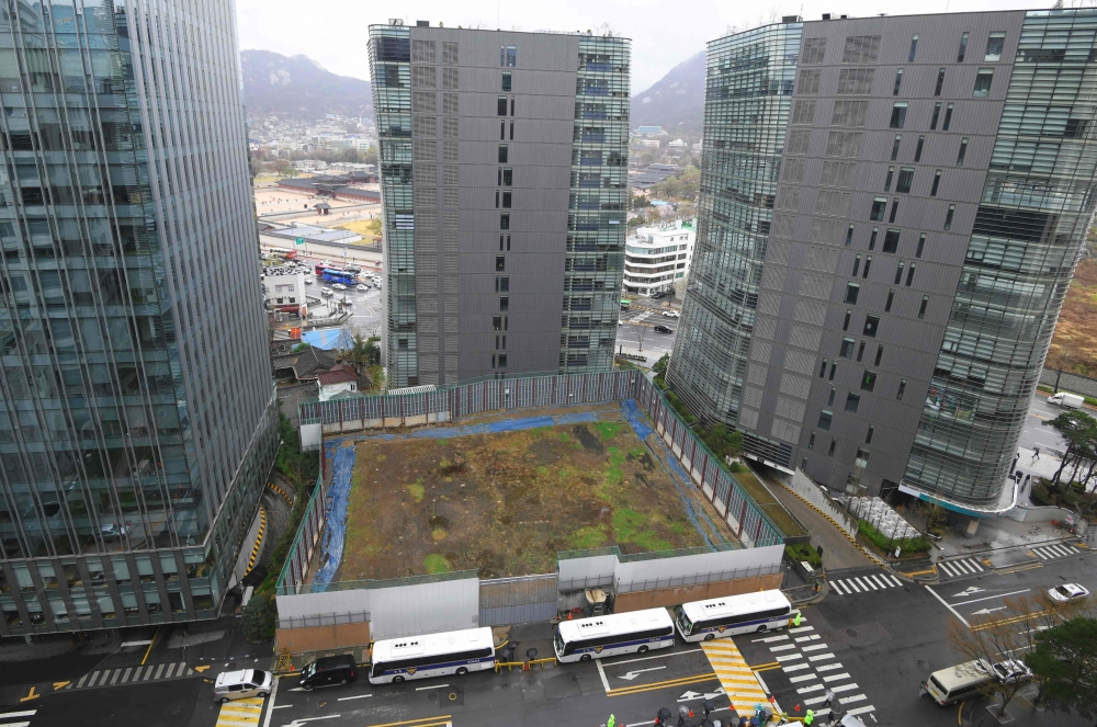 This general view shows a construction site, where Japan's former embassy building used to be located, in Seoul on April 10, 2019. AFP / Jung Yeon-je