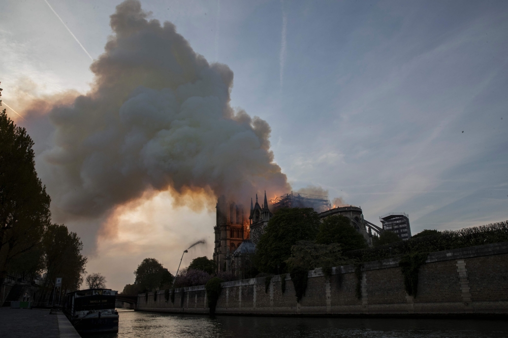 The president has a narrow window, given that the country’s attention is still consumed by the fire that ravaged the Notre-Dame Cathedral, while Easter falls this weekend, and the week after next is interrupted by the May 1 labor day holiday.