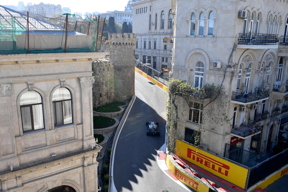 Mercedes' Finnish driver Valtteri Bottas steers his car during the qualifying session for the Formula One Azerbaijan Grand Prix in Baku on April 27, 2019. / AFP / Alexander NEMENOV